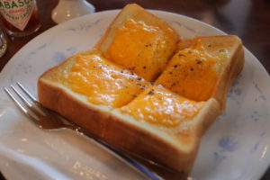 ふるさと絵本：宇都宮BCチーズトースト